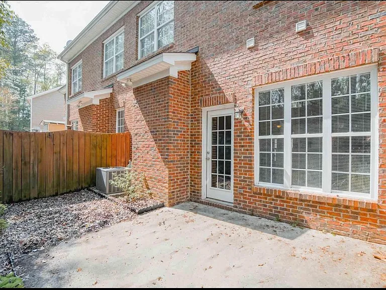 113 Park Ridge Way — Photo 8