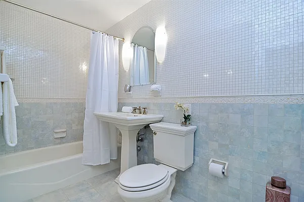 Sold by Corcoran | media 6