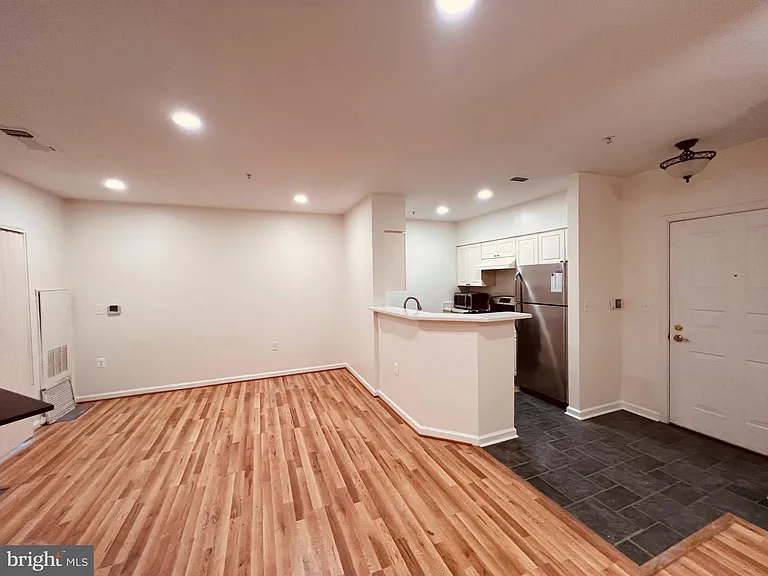 2204 Westcourt Ln #113 — Photo 7