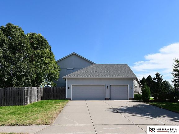 5th image of 14016 Grand Cir