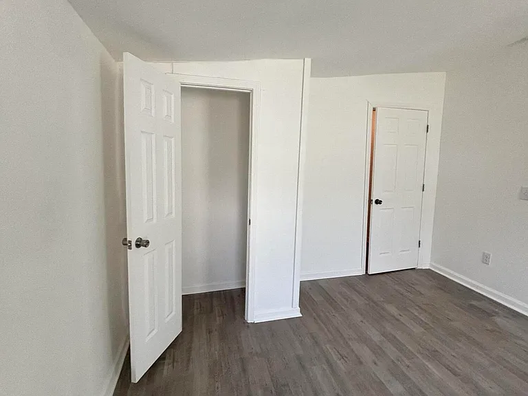 1744 Hicks St — Photo 12