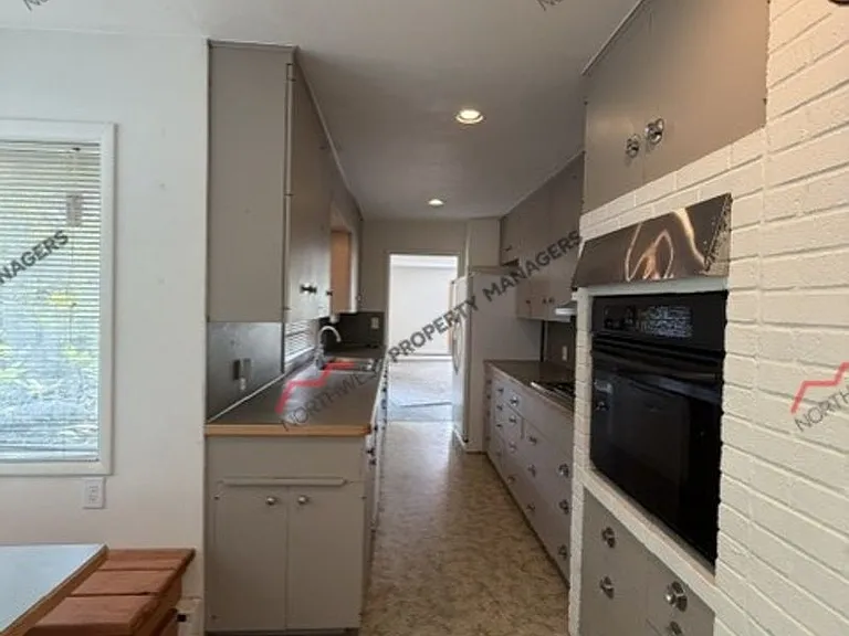 125 Sawall Ave W — Photo 8