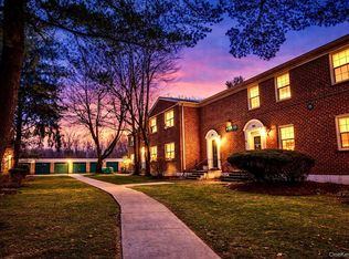 15 Fieldstone Drive #143, Hartsdale, NY 10530