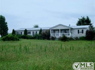 2637 Mason Grissom Rd, Rock Island, TN 38581