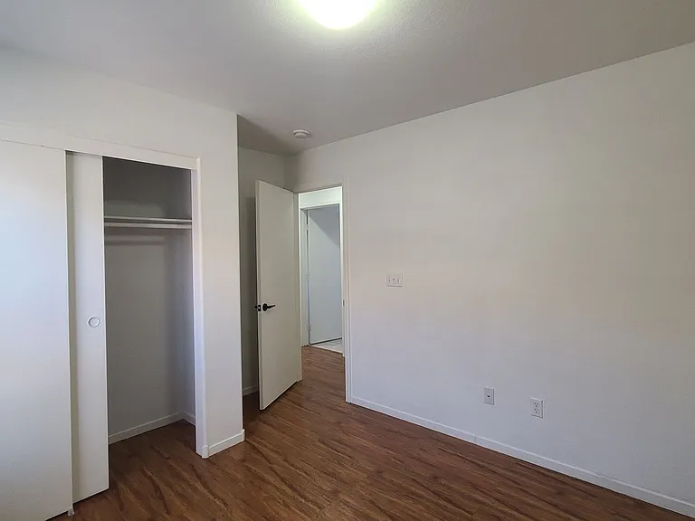 8944 Rutherford Grove St — Photo 22
