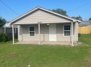 210 N Ash St, Jenks, OK 74037