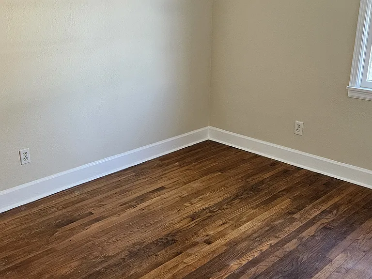 3408 W Lloyd St — Photo 8