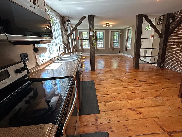 66 Temple Rd #1 — Photo 13