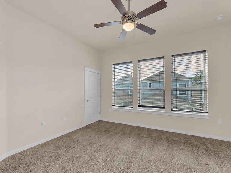 3900 Threadgill St #21 — Photo 17