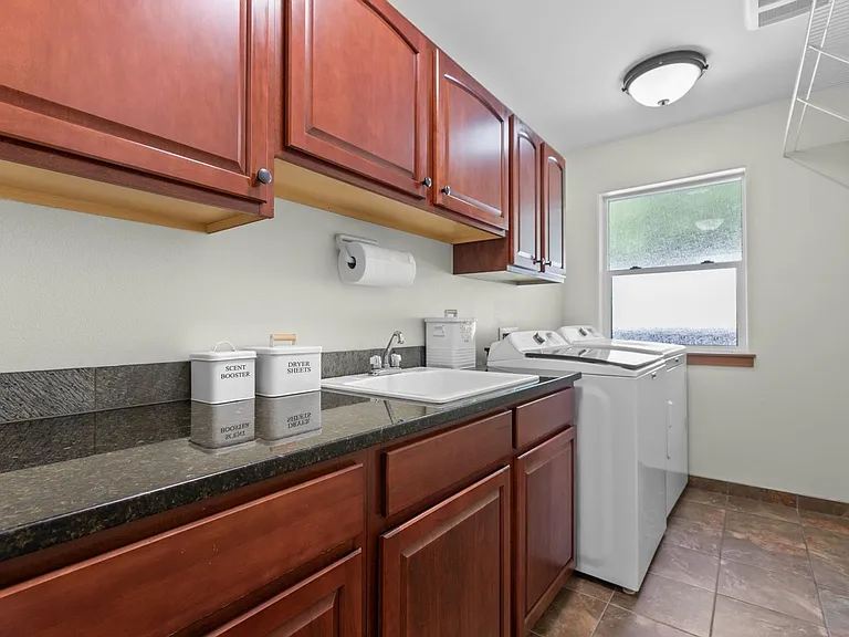 16 Sunflower Cir — Photo 24