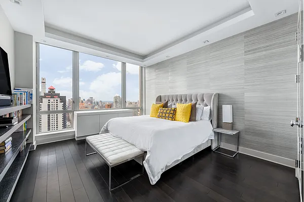 Sold by Douglas Elliman | media 8