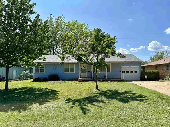 1143 S Arthur St, El Dorado, KS 67042