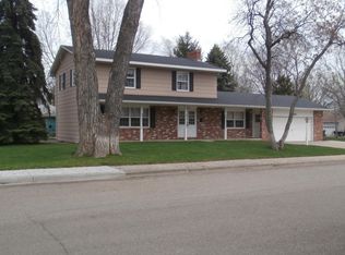 265 19th St SW, Huron, SD 57350