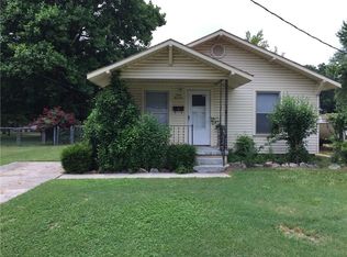314 N 9th St, Rogers, AR 72756