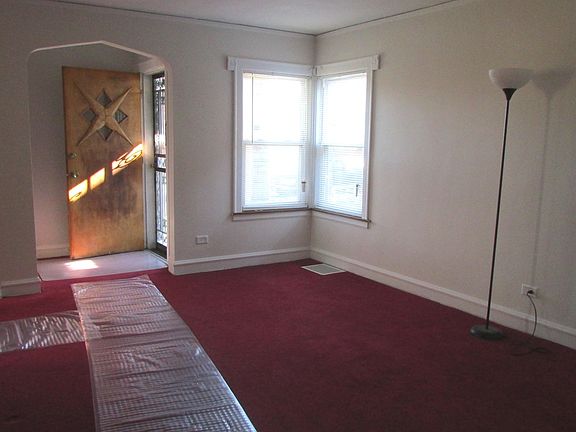 3rd image of 10724 S Avenue M