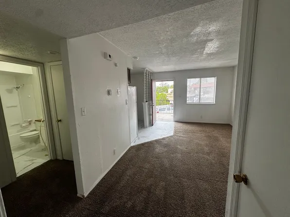 55 Darlene Rd SE, Rio Rancho, NM 87124