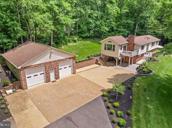 6990 Champs Mill Ct, Manassas, VA 20112