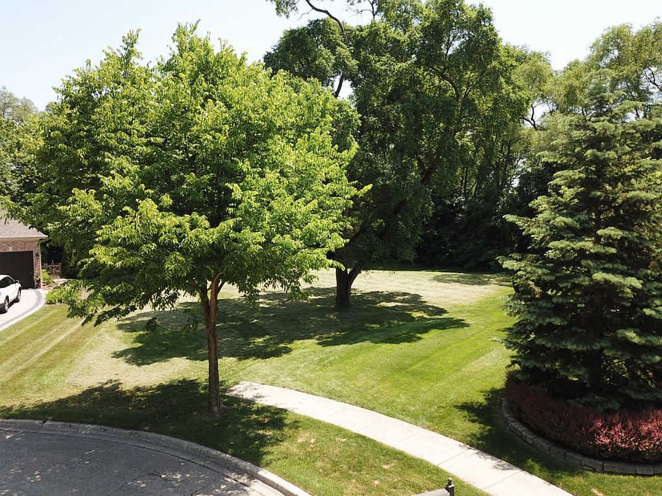 2nd image of 2505 Dunham Woods Ct