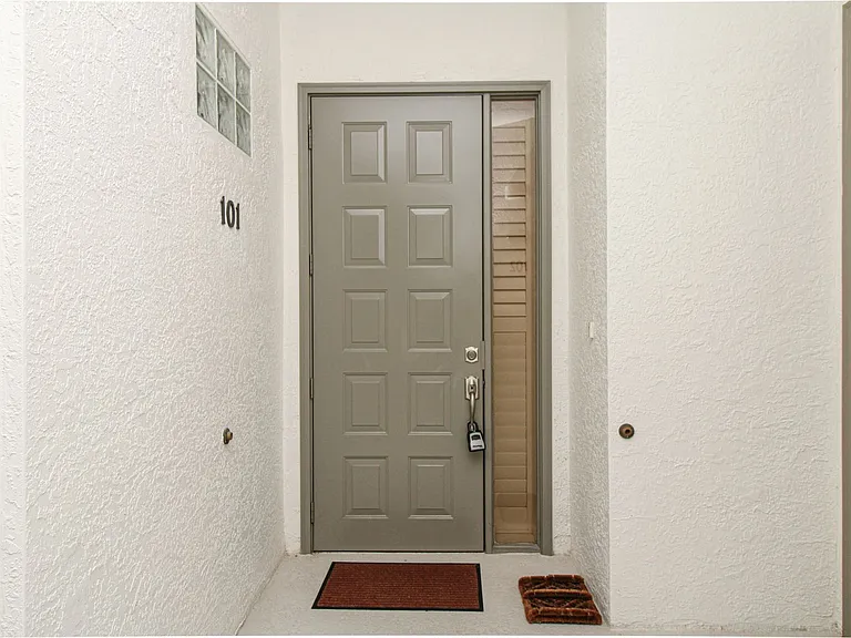 825 Bentwater Cir #101 — Photo 16