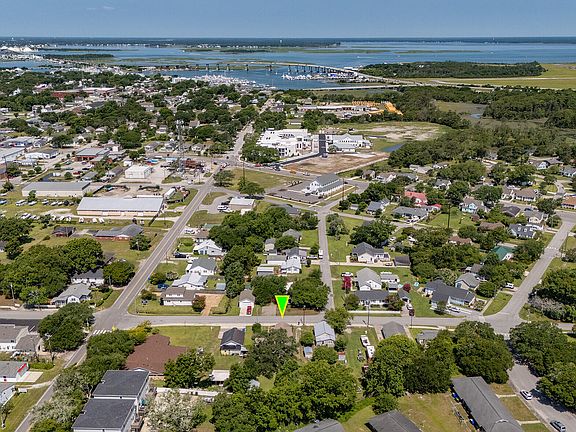 3rd image of 103 Carteret Avenue