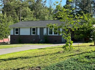 3908 Guinea Station Rd, Fredericksburg, VA 22408