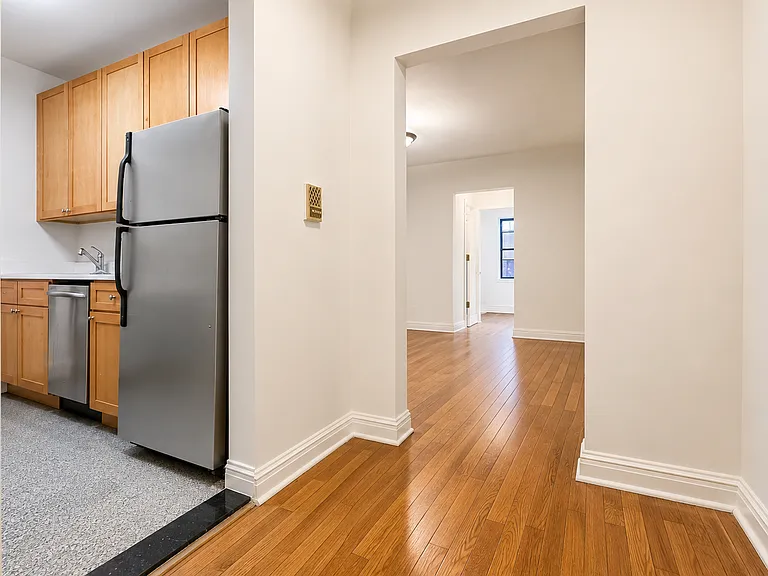 615 Fort Washington Ave #1H — Photo 9