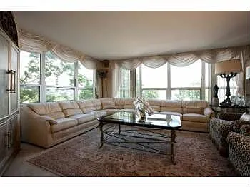 4800 S Chicago Beach Dr APT 301N photo 1