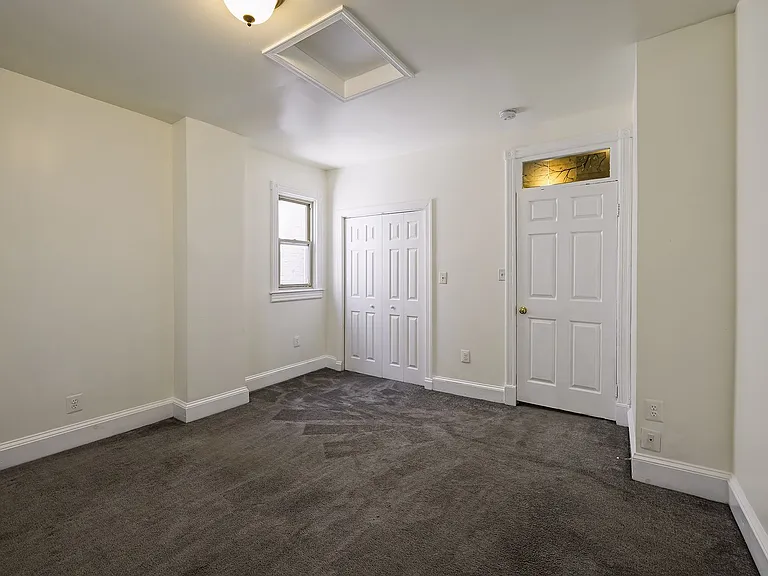145 Thomas St NW — Photo 24