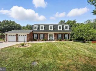 13288 Kenny Rd, Woodbridge, VA 22193