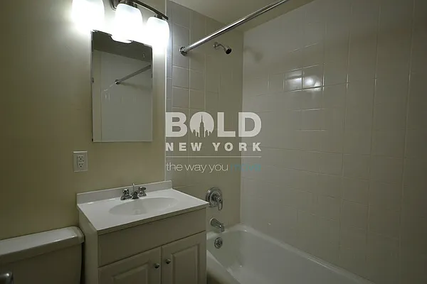 Rented by Bold New York | media 18