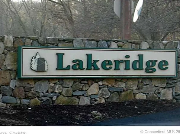 268 Cliffside Dr, Torrington, CT 06790