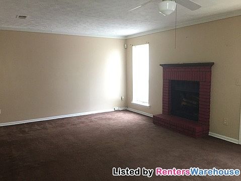 2nd image of 140 Sandalwood Cir