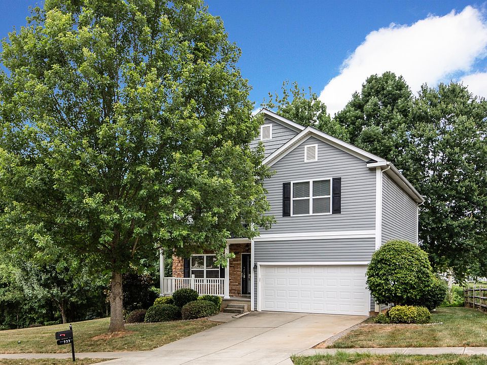 1st image of 233 Flanders Dr