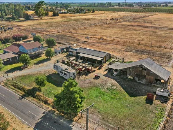 16808 N Fox Rd, Lodi, CA 95240