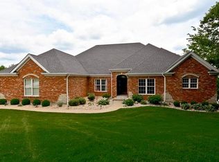 5636 Keller Rd, Saint Louis, MO 63128