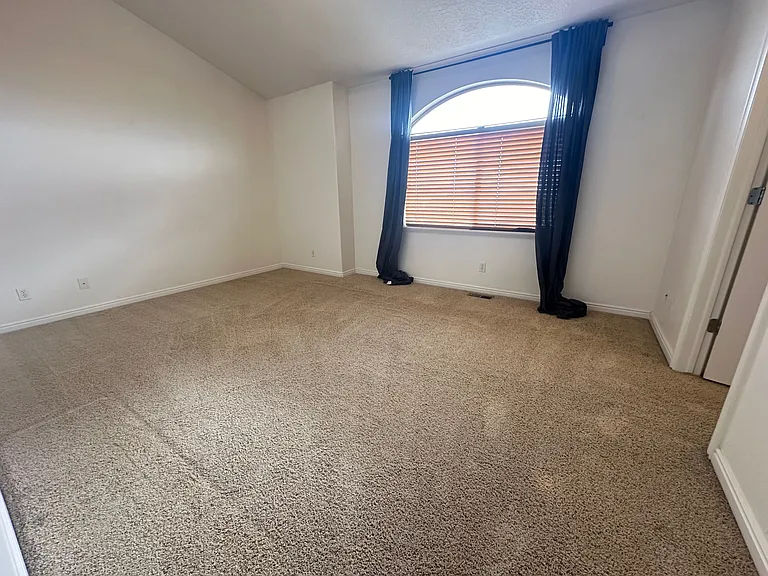 10446 N Morgan Blvd — Photo 10