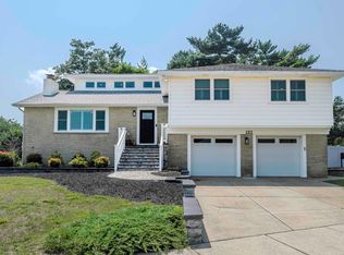 222 Surrey Ave, Northfield, NJ 08225