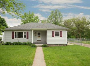 2221 W 14th St, Davenport, IA 52804