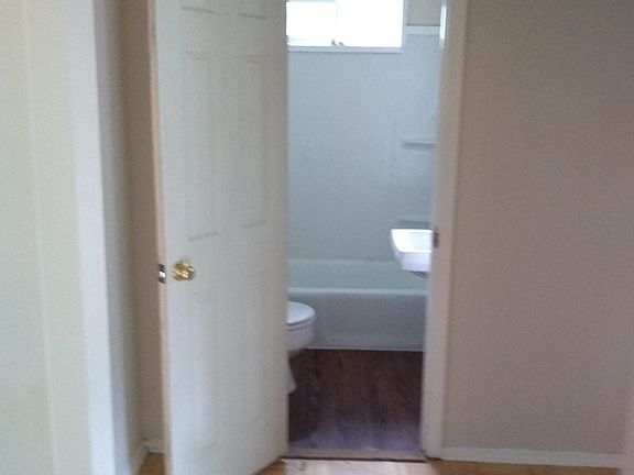 5th image of 1106 McCall Ln