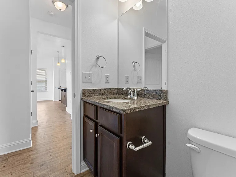27320 Lashay Dr — Photo 9
