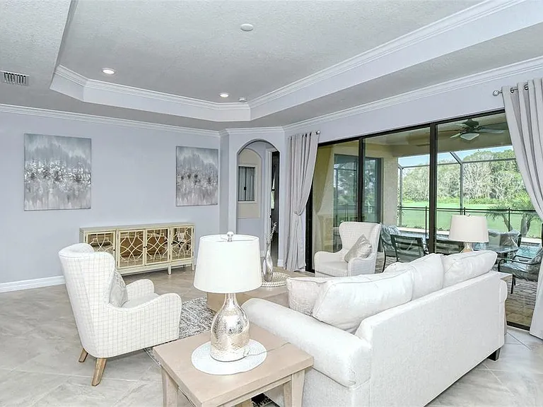 6026 Brandon Run — Photo 7