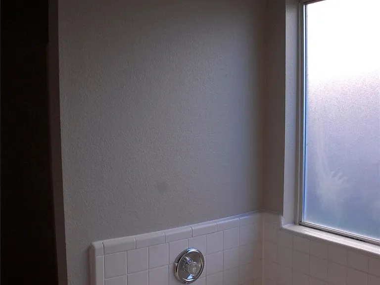 616 Alcove Dr — Photo 3