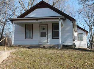 320 N Page St, Nauvoo, IL 62354