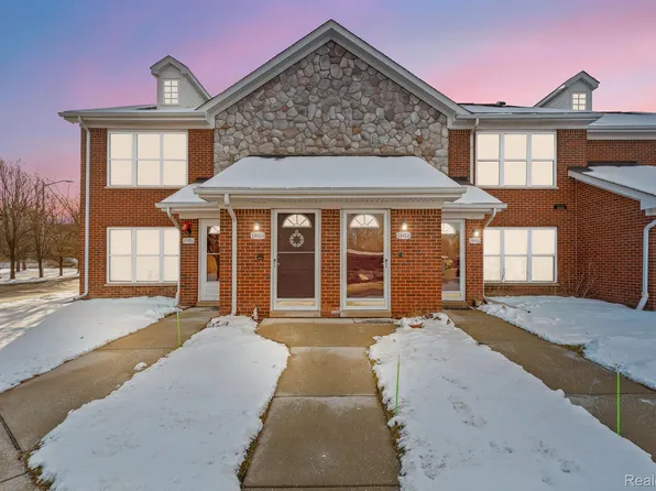 33488 Utica Rd #3, Fraser, MI 48026