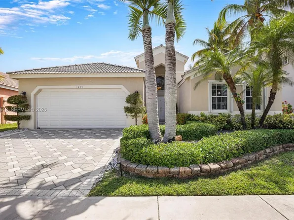 1045 Cedar Falls Dr, Weston, FL 33327