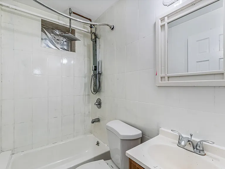 50-14 41st St #2 — Photo 3