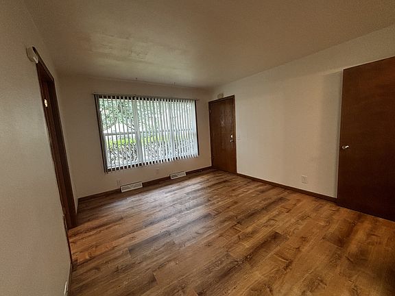 3rd image of 1025 W Fiedler Ln #2