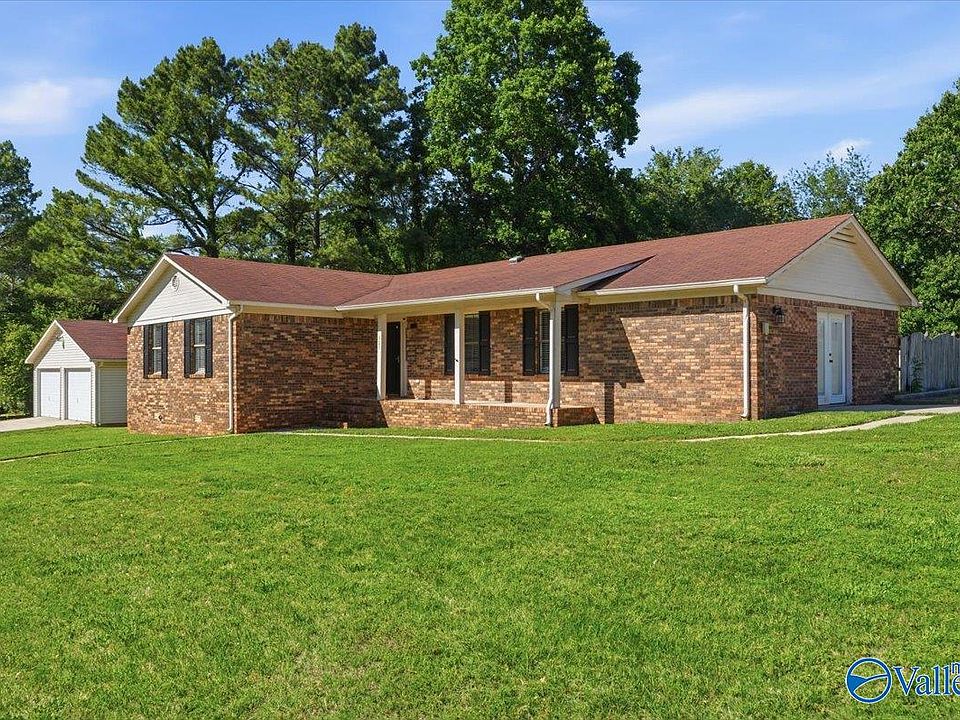 1st image of 101 Skinner Dr