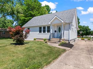 3252 S 2nd St, Southern View, IL 62703