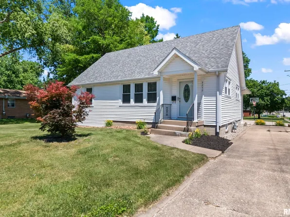 3252 S 2nd St, Southern View, IL 62703
